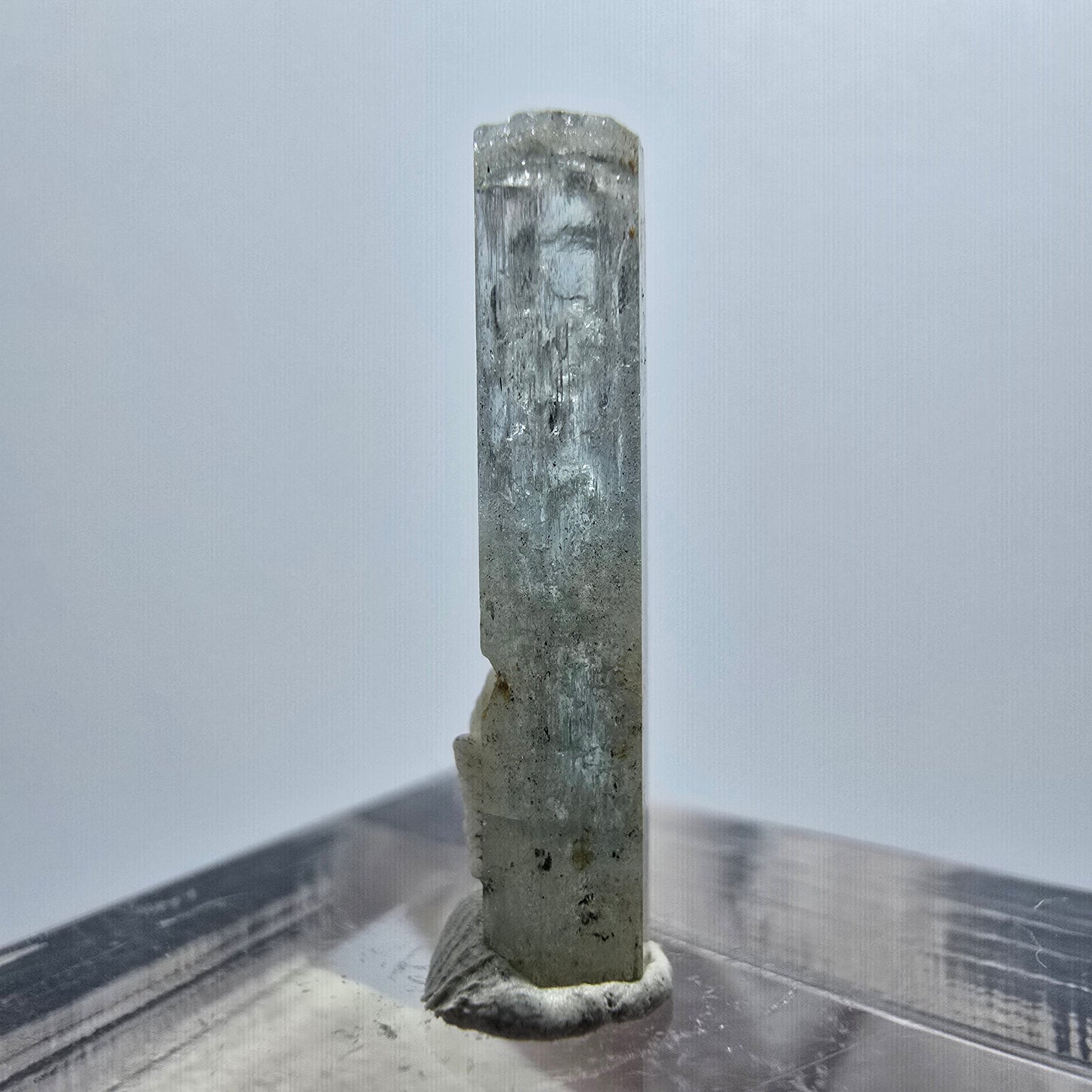 Sehr klarer Aquamarin X Kristall, blau Erongo, Namibia 21*5*4mm