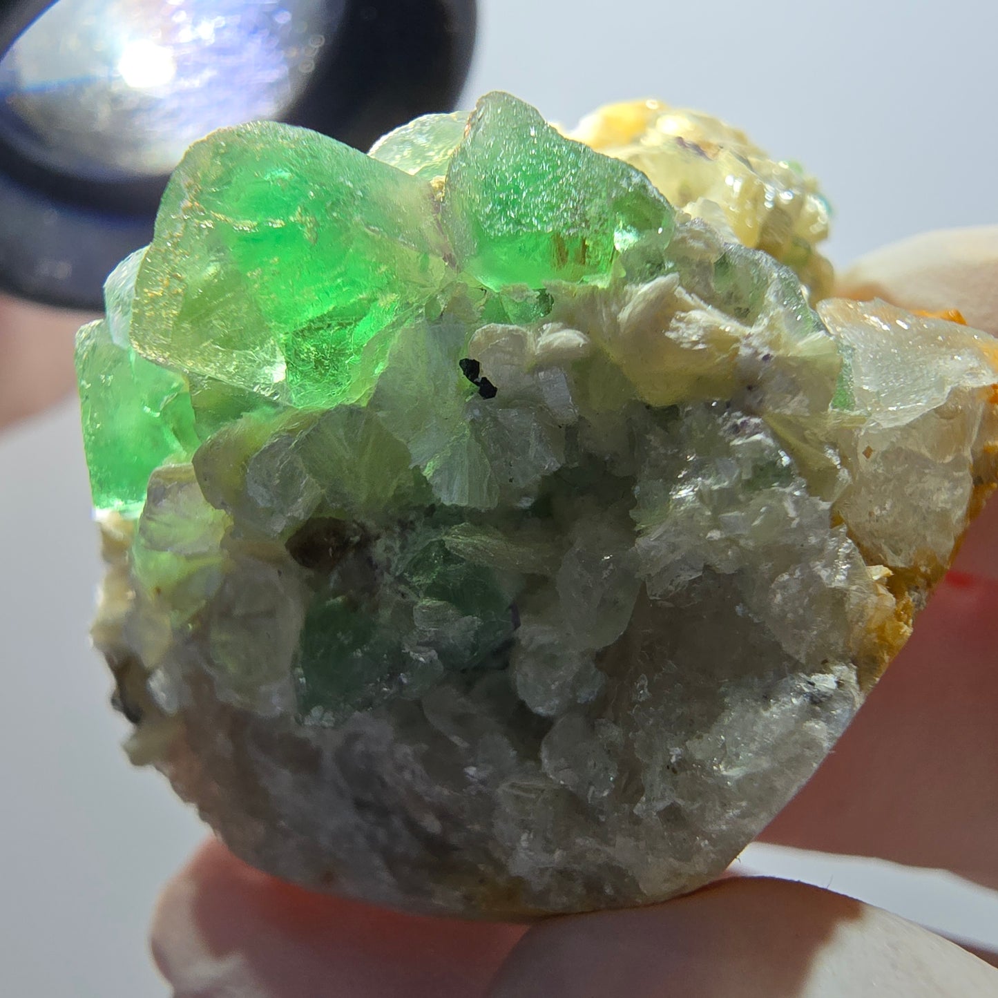 Cube de fluorite fantôme, muscovite, spécimen de quartz fumé d'Erongo, Namibie 38*32*21 mm