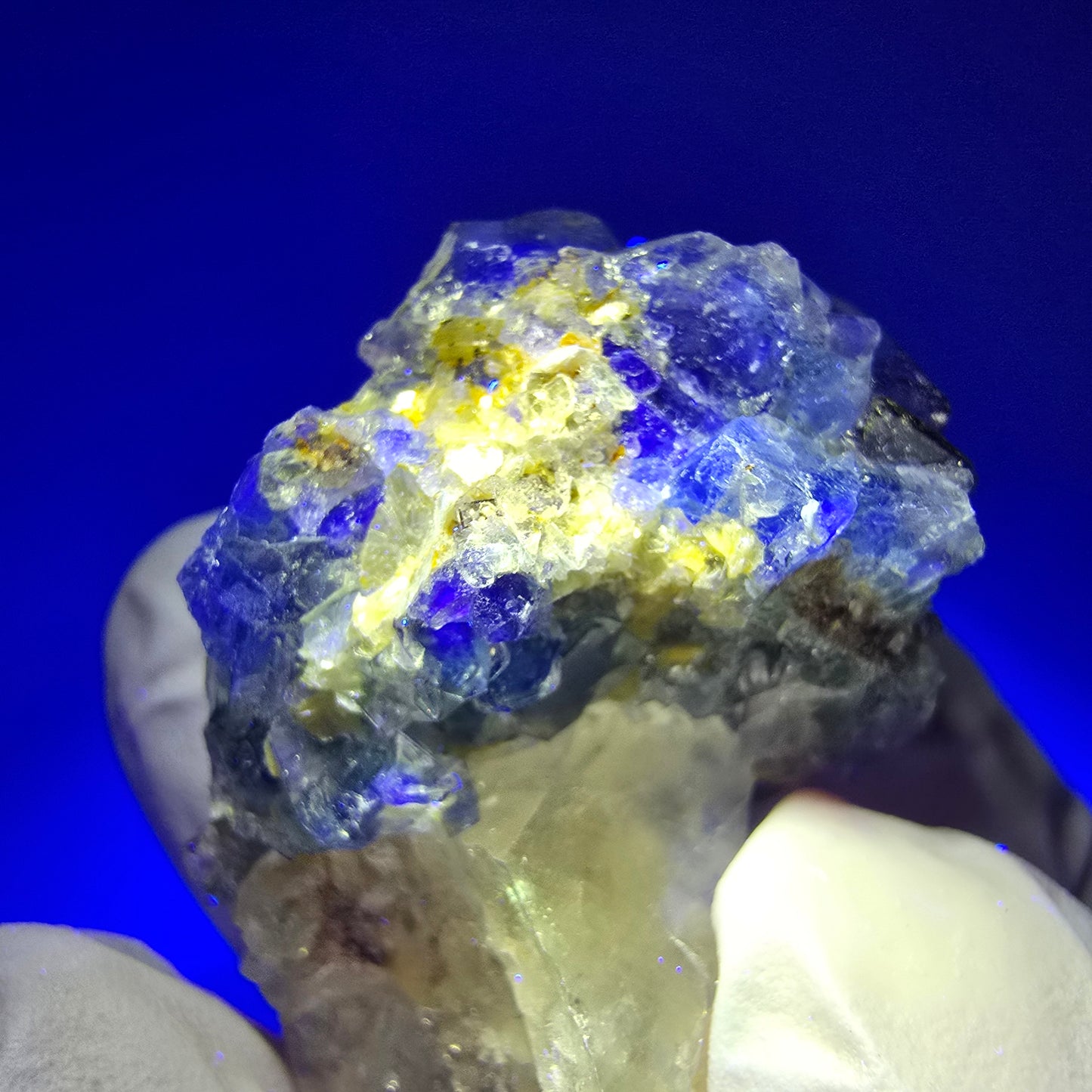 Phantom Fluorit, Skelett Rauchquarz, Muskovit Stufe Erongo, Namibia 36*25*25mm