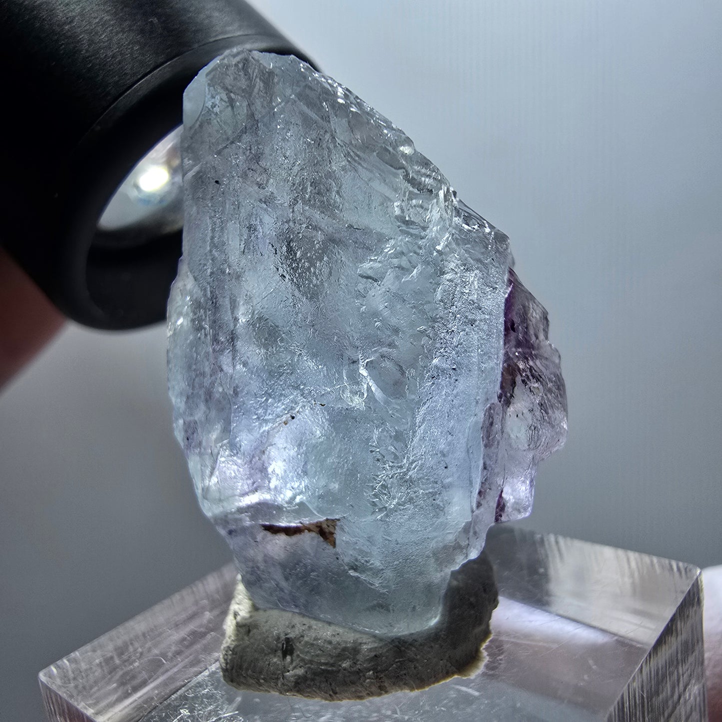Spécimen de fluorite fantôme très clair, blanc violacé, Erongo, Namibie, 34*18*13 mm #11963