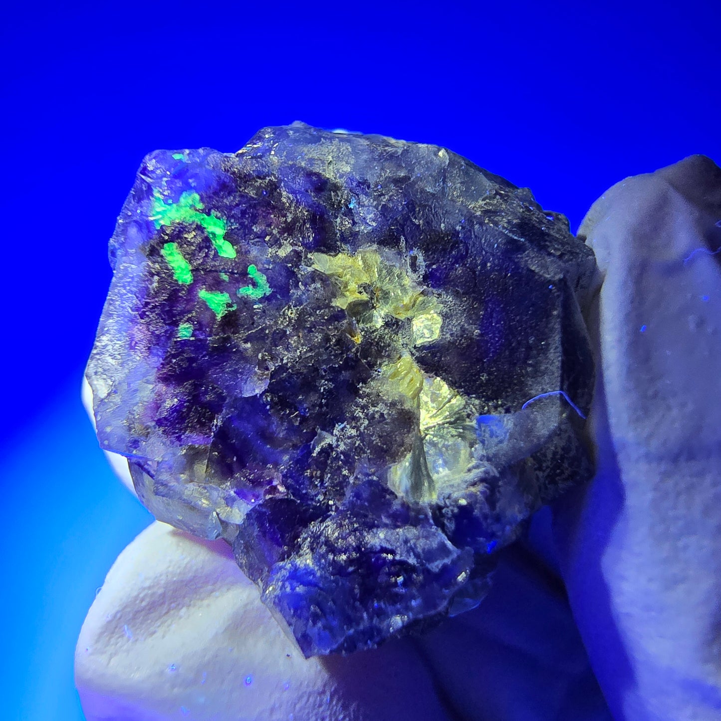 Spécimen de fluorite fantôme colorée, muscovite, hyalite, Erongo, Namibie 35*25*20mm #11964