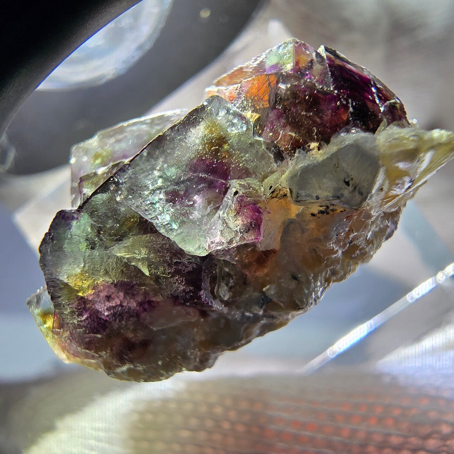 Cubes de fluorite fantôme colorés, spécimen de muscovite, Erongo, Namibie, 23 x 18 x 12 mm