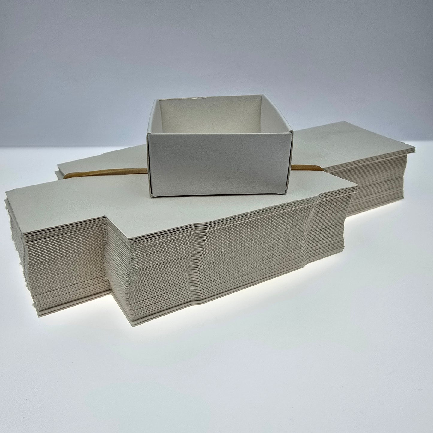 50 Stk. Faltschachteln für Mineralien, 40x40x20 mm, Karton offene Box Schachtel