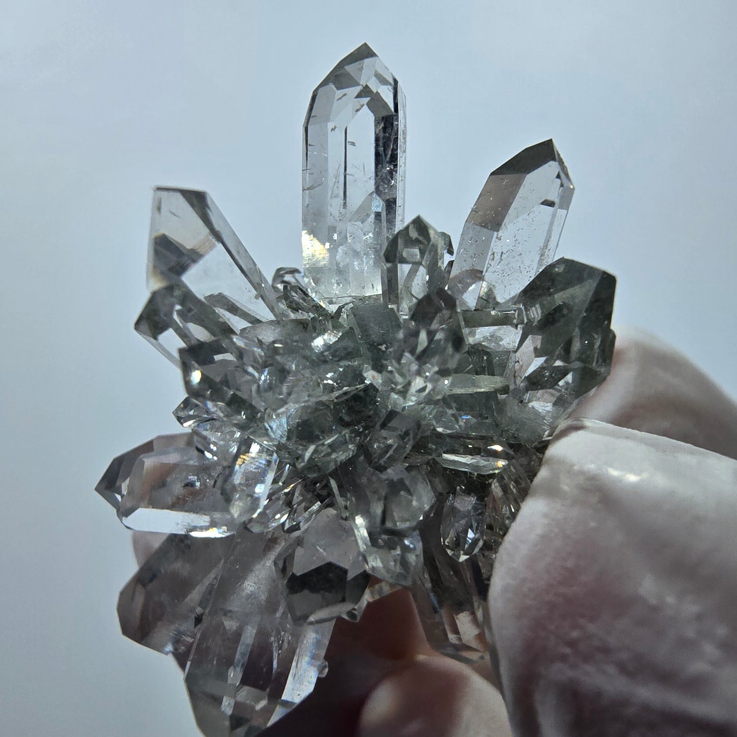 Quartz Starburst, spécimen de chlorite, mine Streep, Goboboseb, Namibie, 32 x 25 x 20 mm