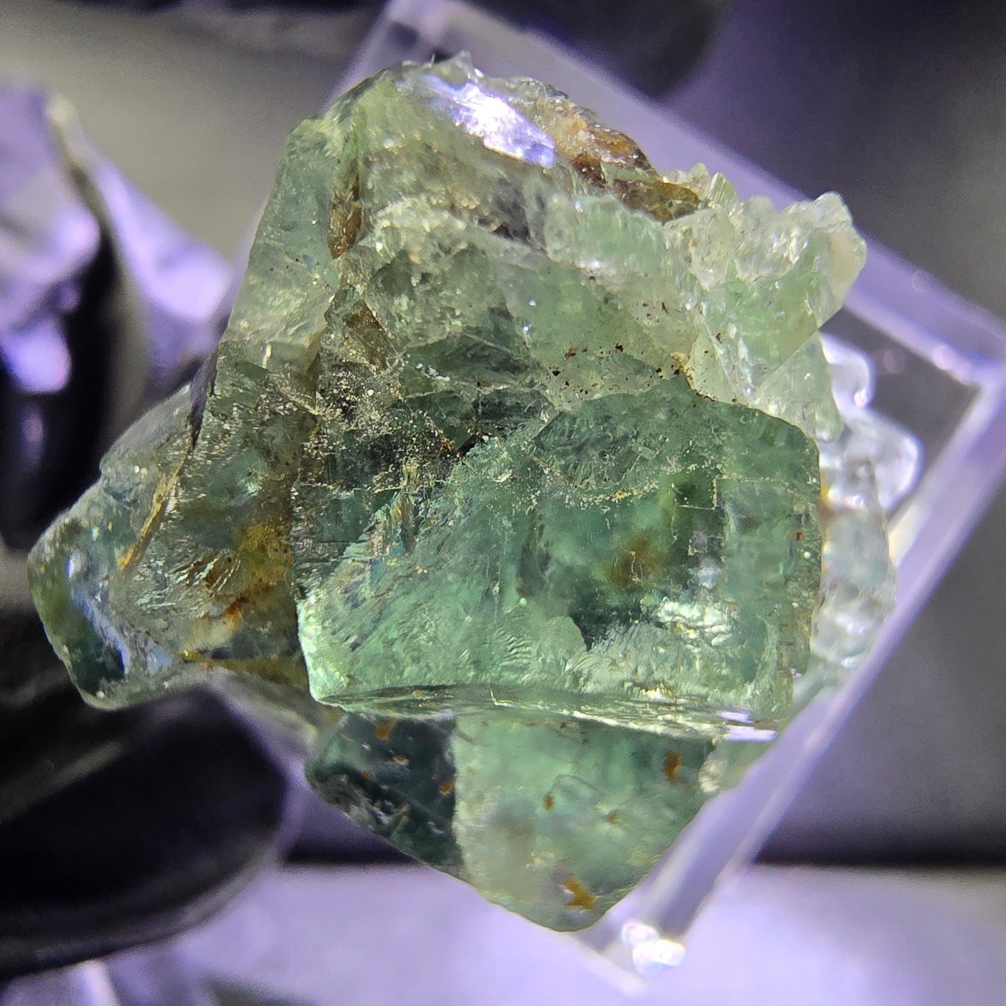 Klare Phantom Fluorit XX Würfel Stufe grün lila 23*19*17mm aus Okorusu, Namibia