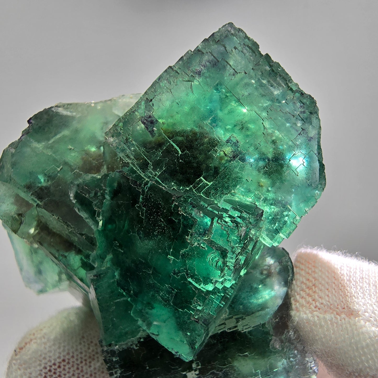 Seltene Phantom Fluorit Würfel Stufe grün lila zonar Okorusu, Namibia 52*51*30mm