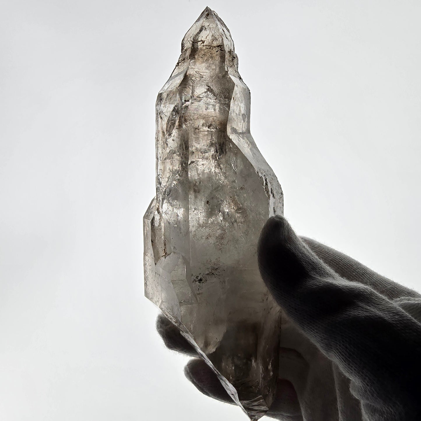 XL Enhydro Skeleton Quartz fumé DT, calcite UV, 2x Bubble Valentine Pocket Namibie 165*56*45mm