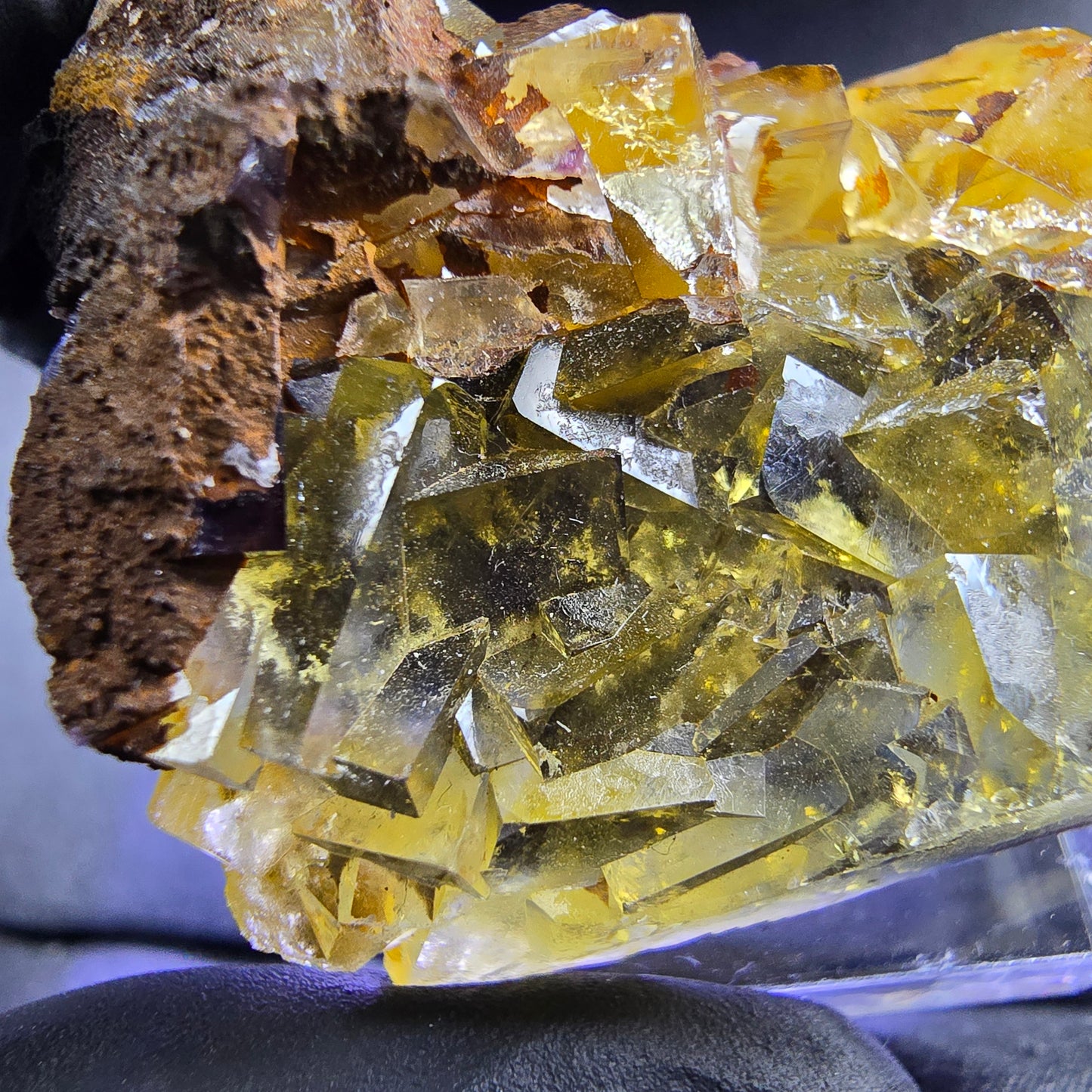 Seltene Honey Pocket Phantom Fluorit Stufe gelb grün 42*33*20mm Okorusu, Namibia