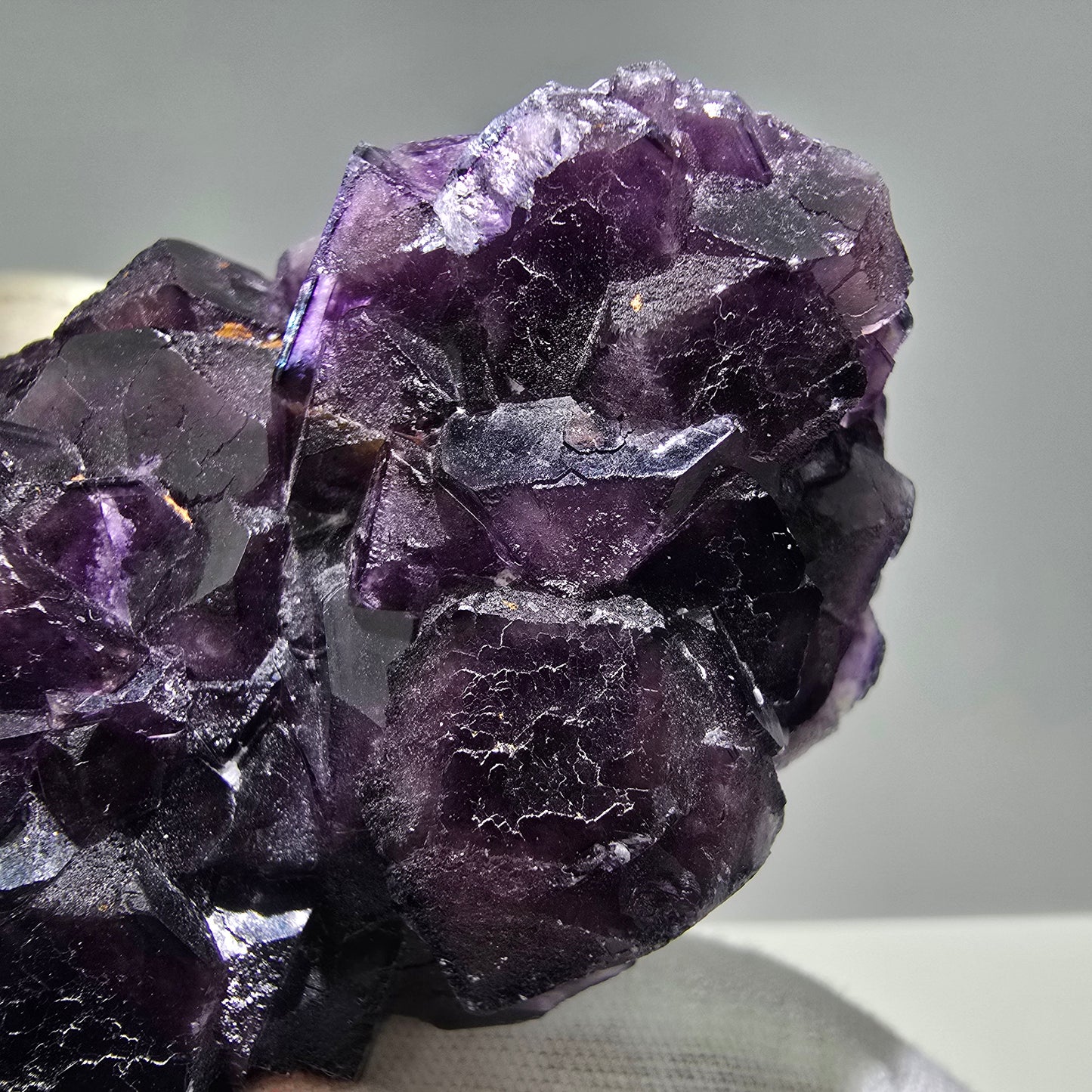 Große Phantom Fluorit Würfel Stufe lila Okorusu, Namibia 117*51*33mm Sammlung