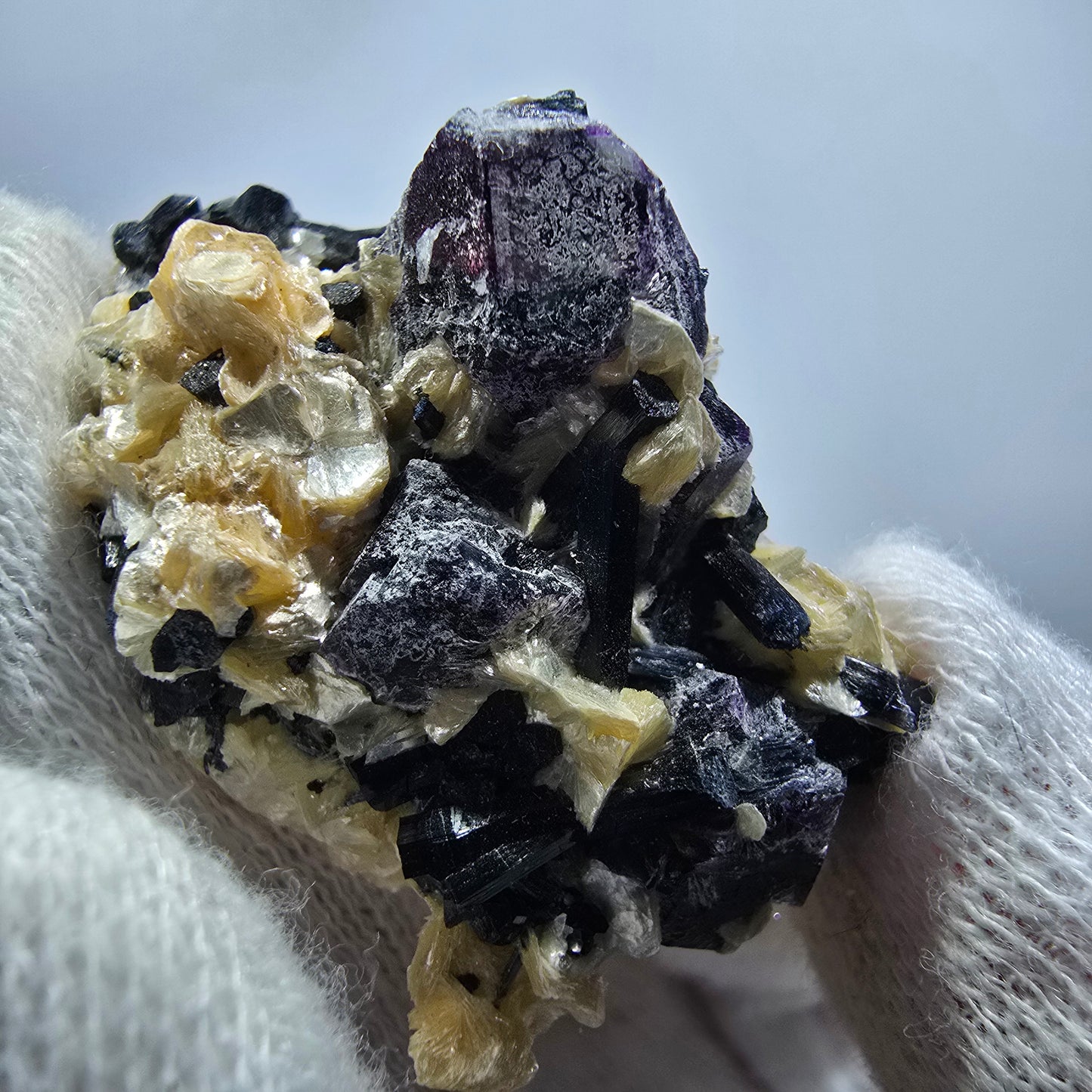 Colorful Phantom Fluorite Cubes Muscovite Schorl Tourmaline Erongo, Namibia 39*26*21mm