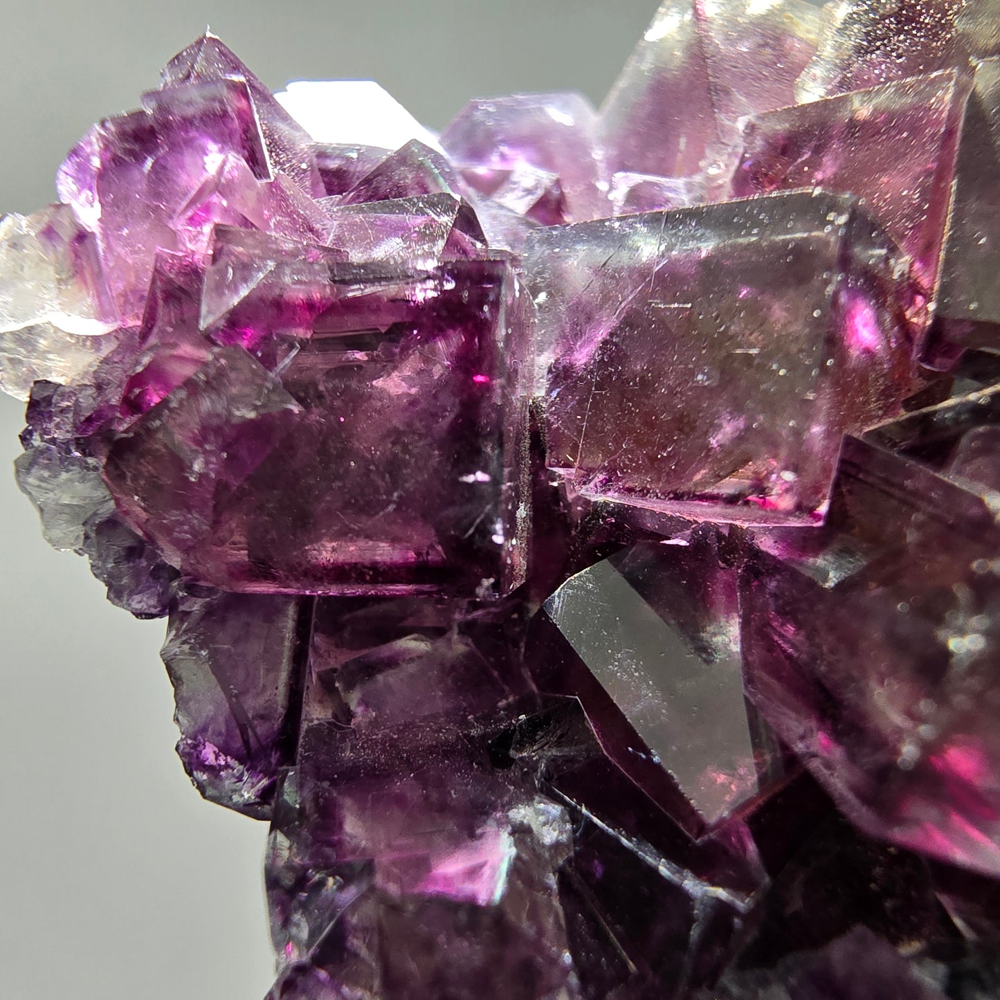 Seltene Phantom Fluorit Würfel Stufe lila grün weiß Okorusu, Namibia 88*53*34mm