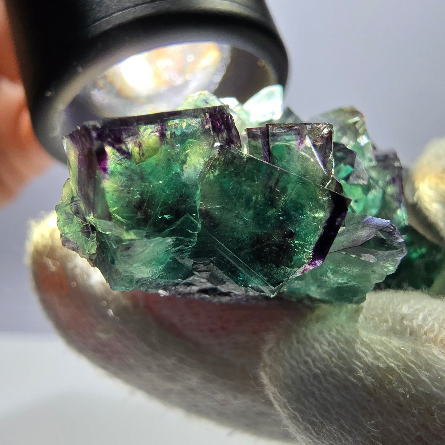 Rare spécimen de cube de fluorite fantôme, vert violet Okorusu Namibie 76*35*19mm