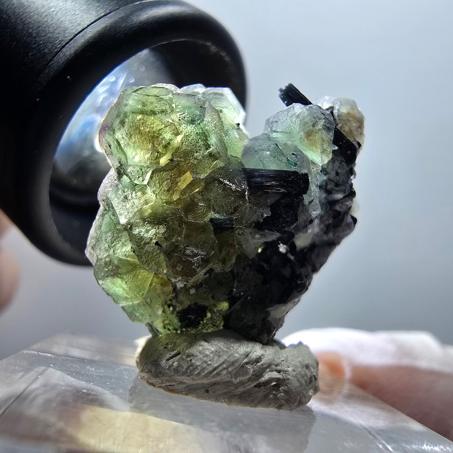 Phantom Fluorit, Schörl Turmalin, Muskovit Stufe Erongo, Namibia 23*23*15mm #12041