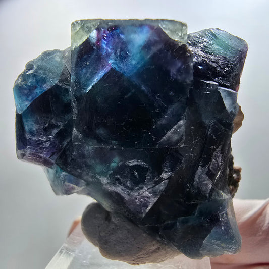 Phantom Fluorite Cube Stage, blue Butterfly Pocket, Okorusu, Namibia 48*47*16mm