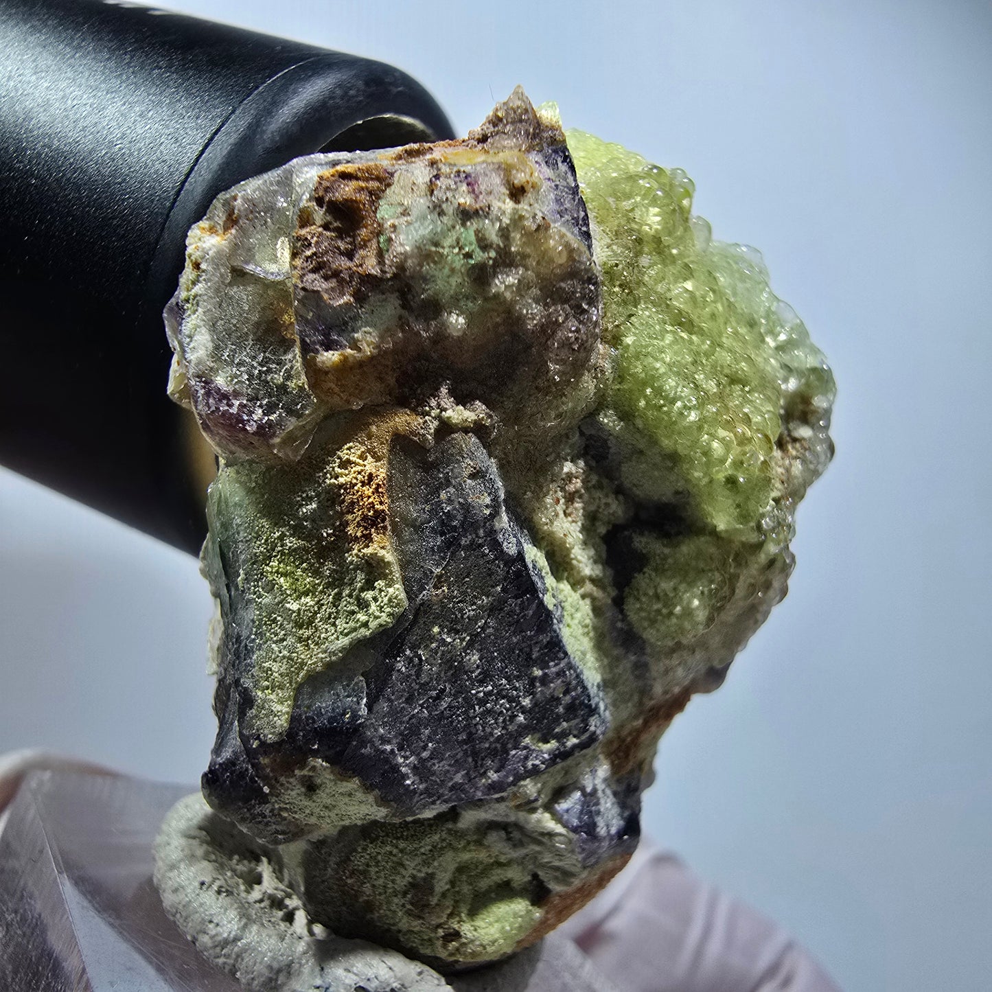 Spécimen de fluorite fantôme, opale hyalite (minéral UV), Erongo, Namibie, 41 x 36 x 19 mm, n° 12273
