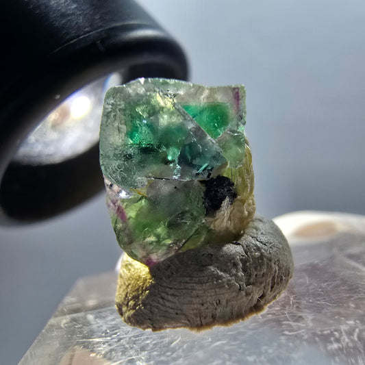 Phantom Fluorit, Schörl Turmalin, Muskovit Stufe Erongo, Namibia 13*12 *11mm #12333