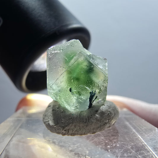 Phantom Fluorit, Schörl Turmalin, Muskovit Stufe Erongo, Namibia 15*14*11mm #12335