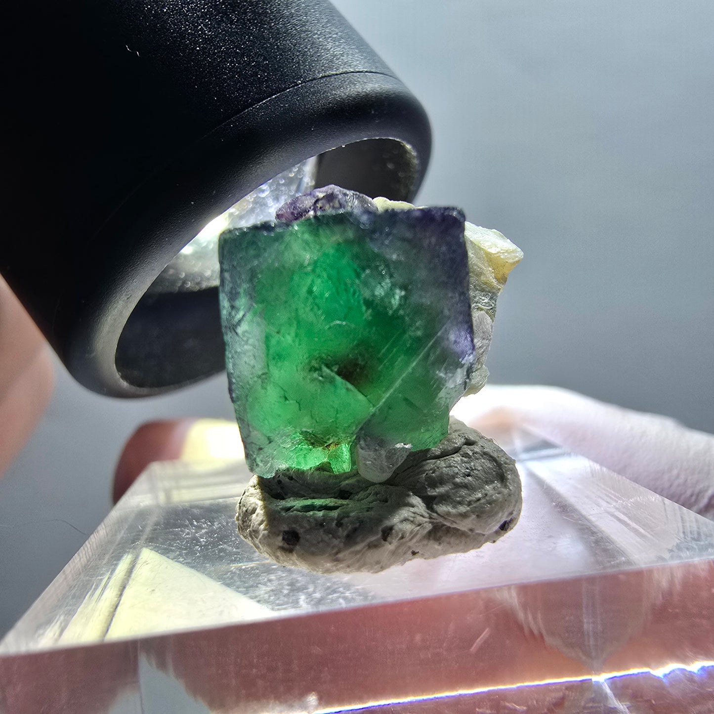 Phantom Fluorit, Schörl Turmalin, Muskovit Stufe Erongo, Namibia 18*15*11mm #12343