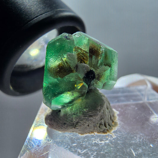 Phantom Fluorit, hexagonal, Schörl Turmalin Stufe Erongo, Namibia 15*14*14mm #12348