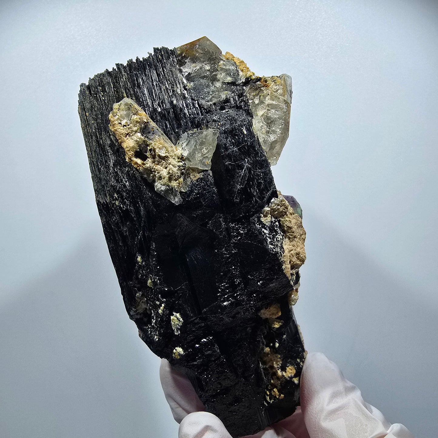 Grande pièce de tourmaline schorl, fluorite, quartz fumé, muscovite Erongo, Namibie 113*51*50mm #12351