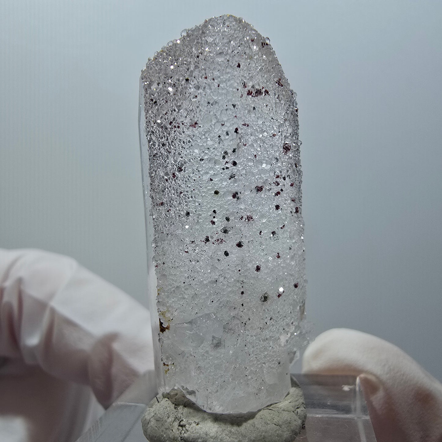 Analcime rare et quartz, pointe de cristal d'hématite, mine de Streep, Goboboseb, Namibie 40*17*14mm #12572