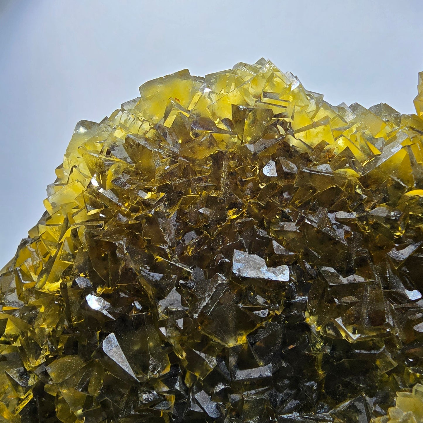 Stade de cube de fluorine fantôme XXL, poche à miel jaune Okorusu Namibie 185*22*97mm #12701