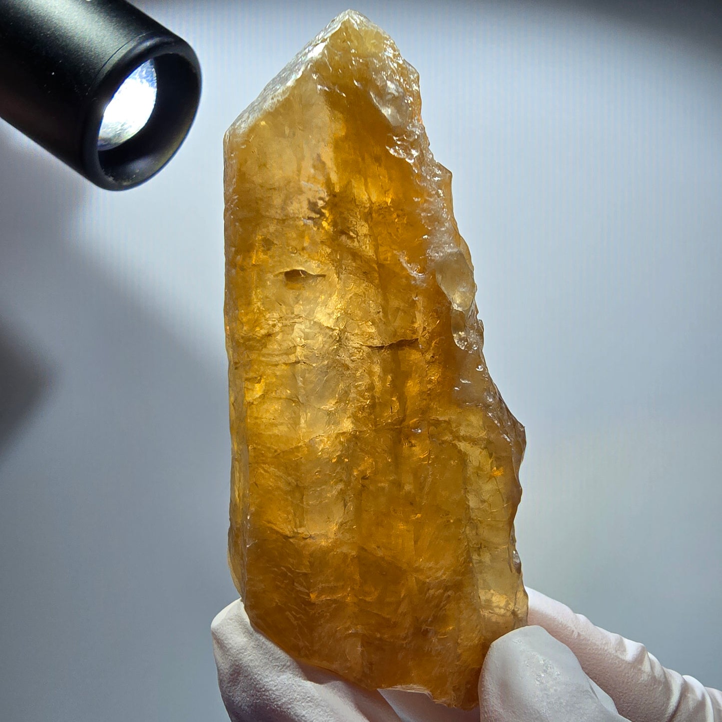 Natürlicher Honig Calcit Kristall, gelb orange Erongo, Namibia 85*36*20mm #12709