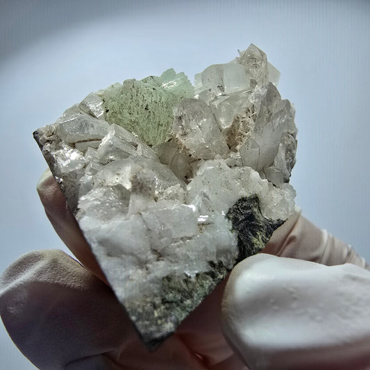 Prehnit Kugel, Calcit Würfel, Quarz auf Matrix Goboboseb, Namibia 44*28*28mm #12753