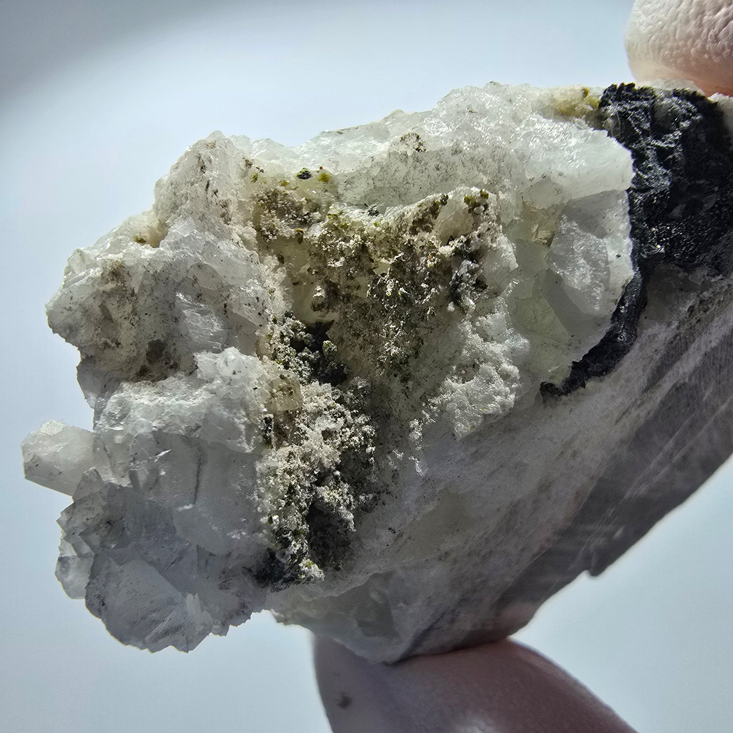 Prehnit Kugel, Calcit Würfel, Quarz auf Matrix Goboboseb, Namibia 59*38*26mm #12756