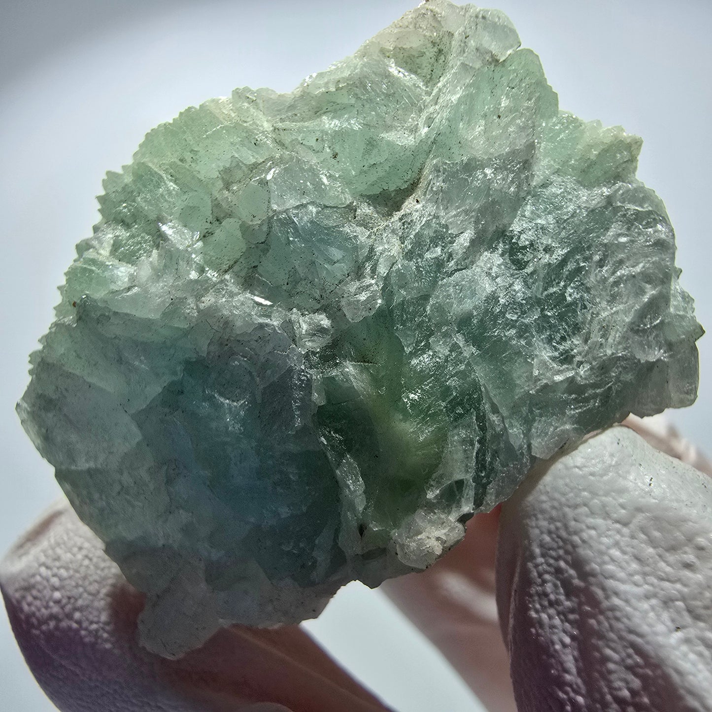 Sphère de préhnite rare, spécimen de quartz - ancienne découverte Goboboseb, Namibie 57*35*31mm #12764