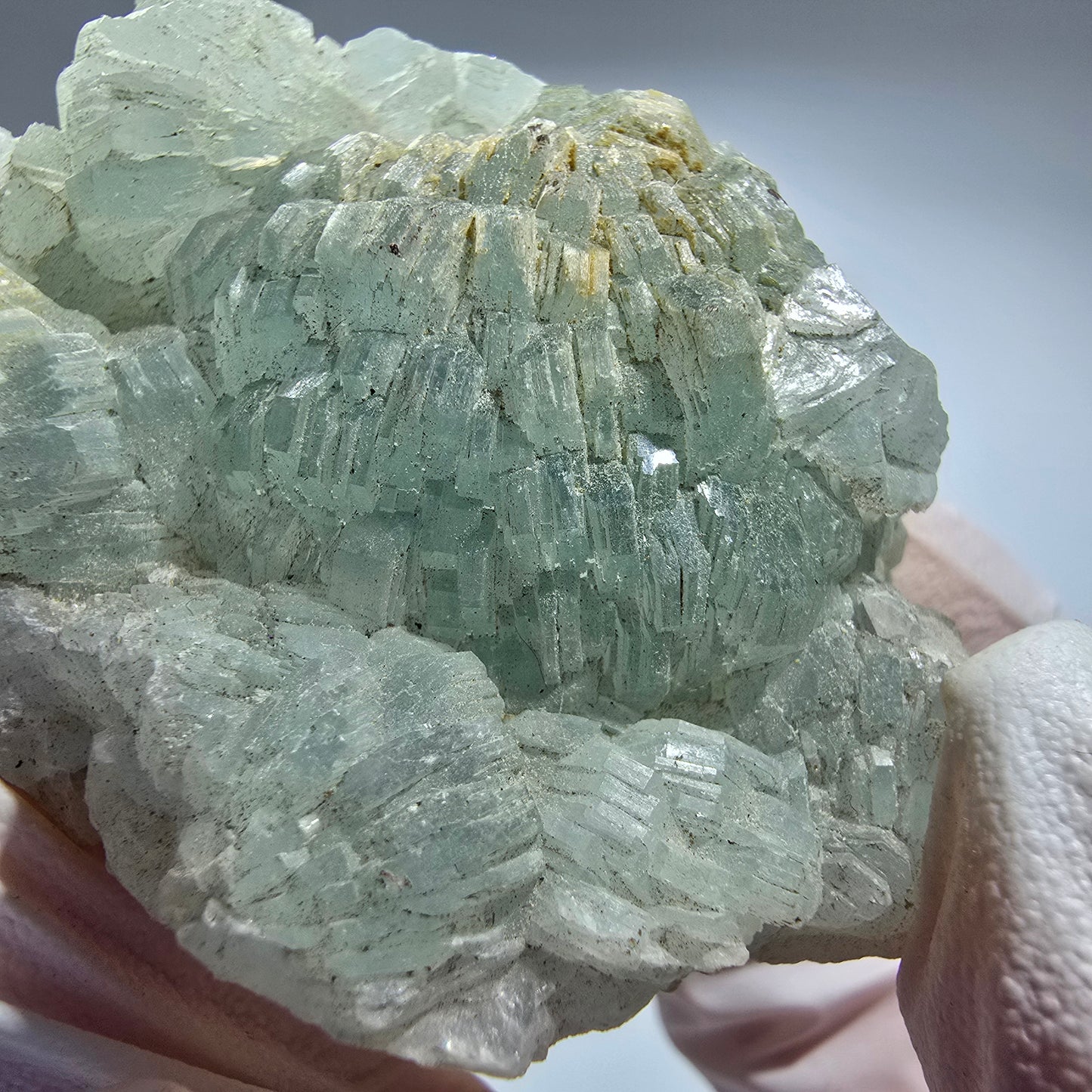 Seltene Prehnit Kugel, Quarz Stufe - alter Fund Goboboseb, Namibia 52*46*24mm #12775