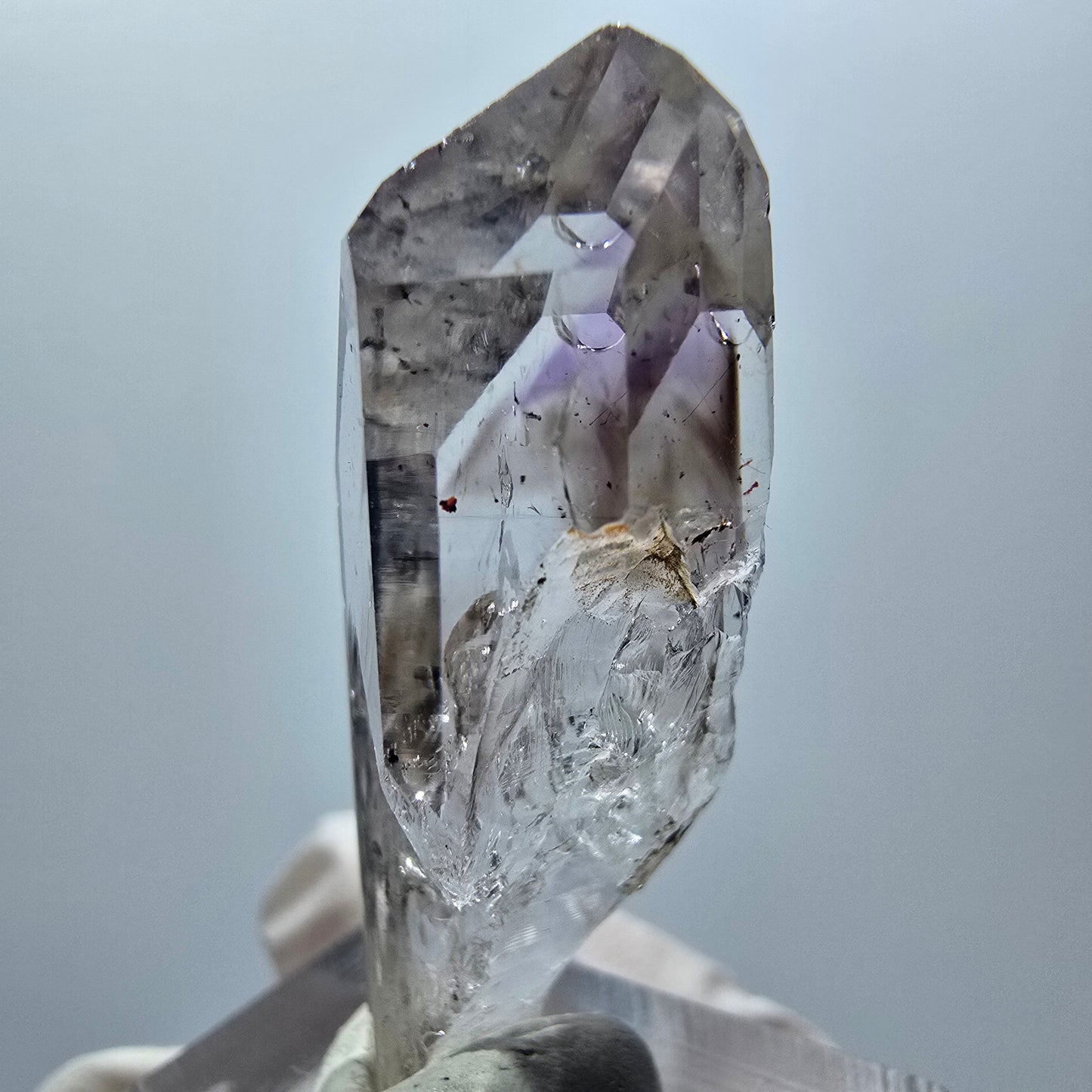 Enhydro Phantom Amethyst mit Hämatit, 1x Blase Streep Mine Goboboseb Namibia 40*14*13mm #12877