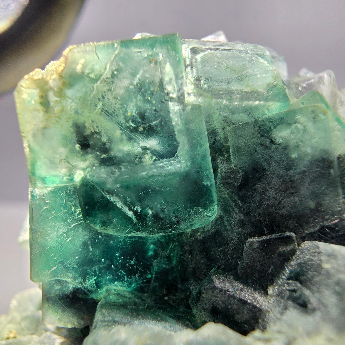 Cube de fluorite fantôme zonal, spécimen de tourmaline Schorl, Erongo, Namibie, 56 x 49 x 41 mm