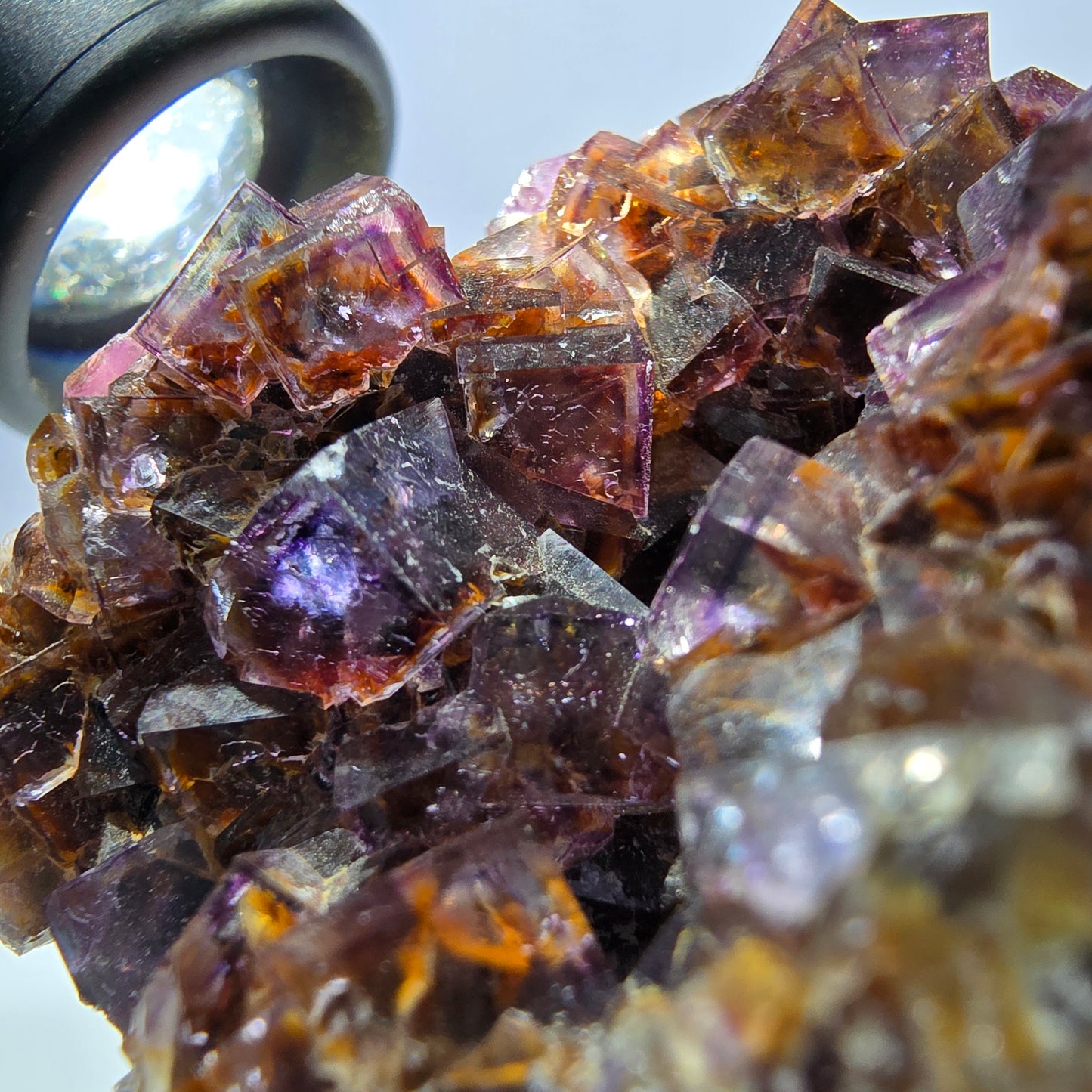 Rare spécimen de cube de fluorite fantôme, violet jaune Okorusu Namibie 63*59*34mm