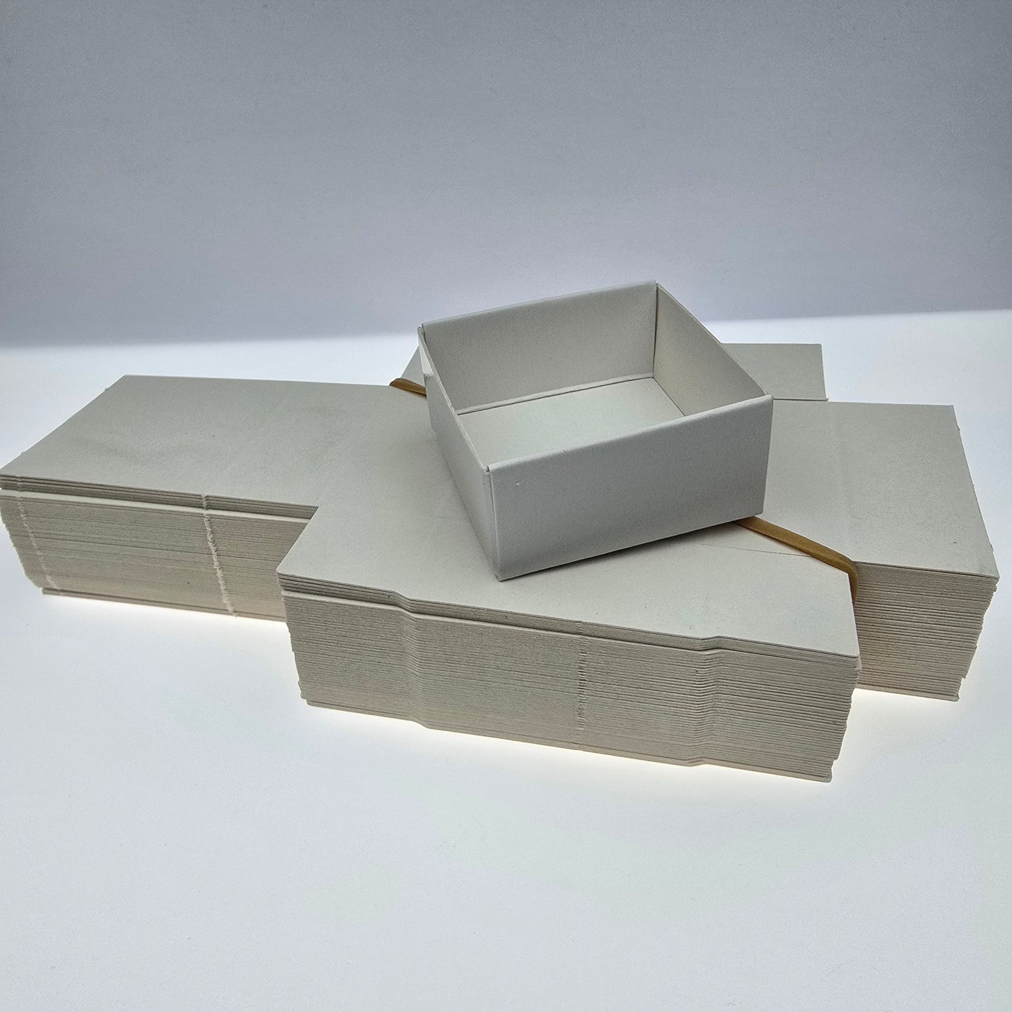 50 Stk. Faltschachteln für Mineralien, 40x40x20 mm, Karton offene Box Schachtel