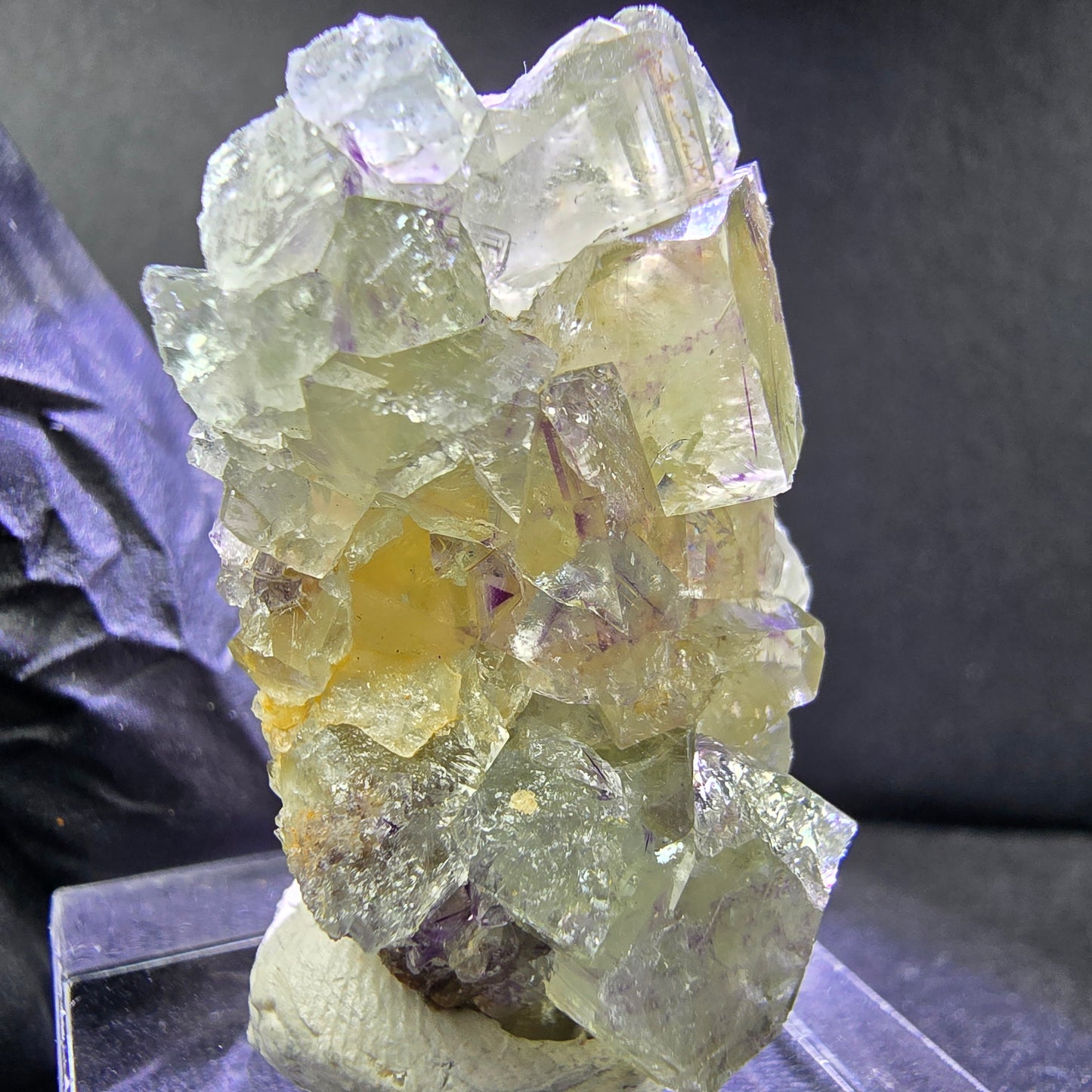 Seltene Phantom Fluorit XX Würfel Stufe grün lila 35*21*14mm Okorusu, Namibia