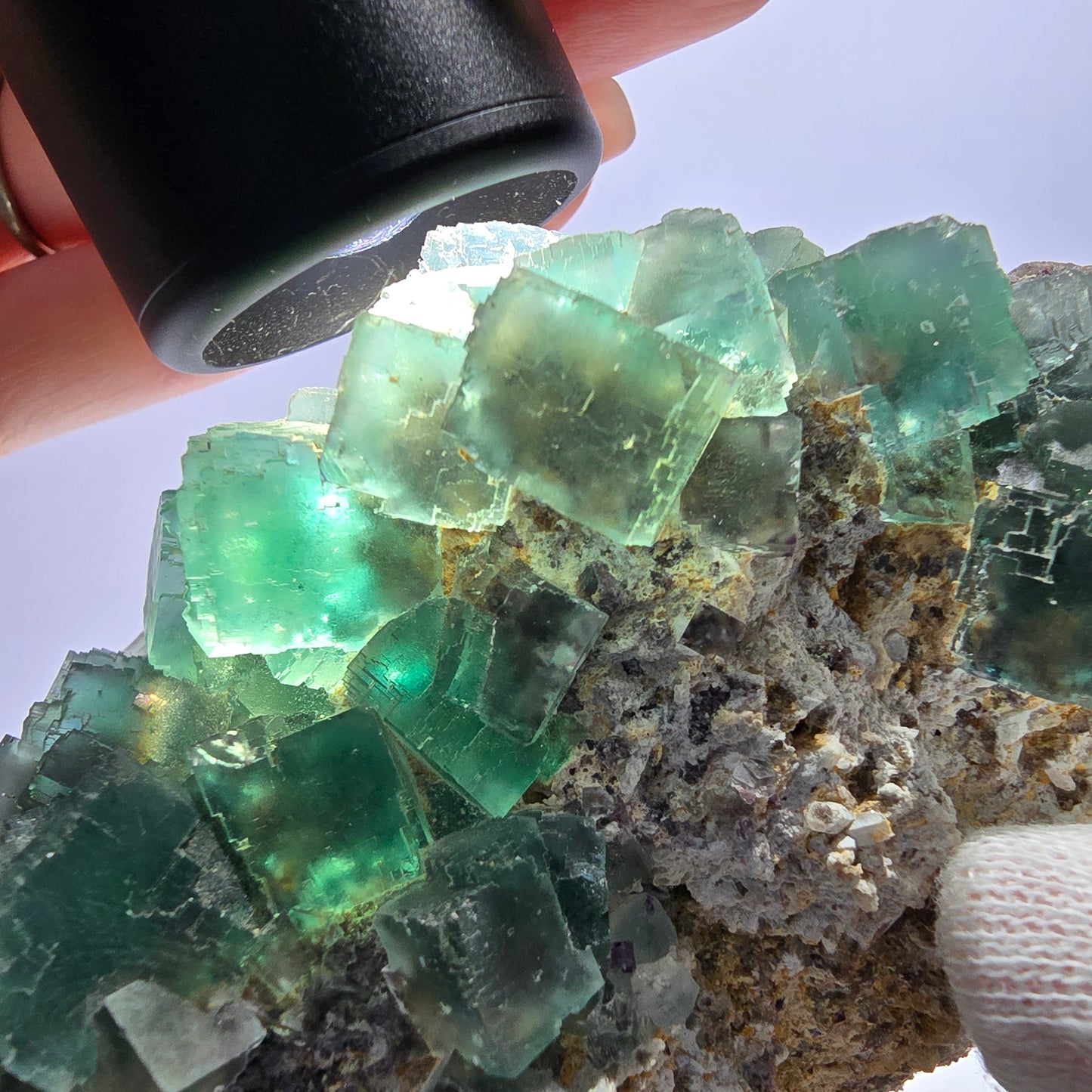Grand spécimen de cube de fluorite fantôme, parqueté zonal Okorusu Namibie 99*62*47mm
