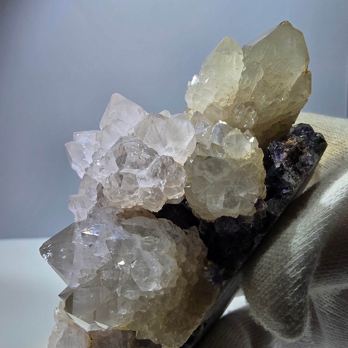 Grand cube de fluorite fantôme, spécimen de quartz violet-vert Okorusu, Namibie 102 x 78 x 57 mm