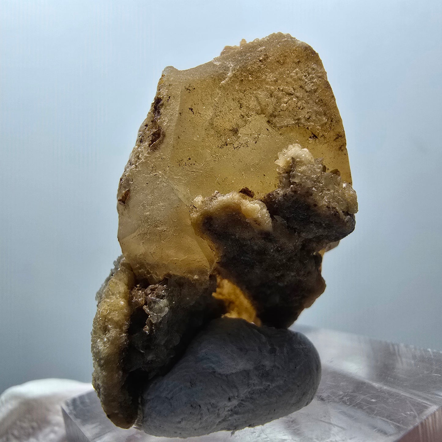 Seltene Calcit X auf Matrix Kristall Spitze, gelb Erongo, Namibia 35*22*19mm #13096