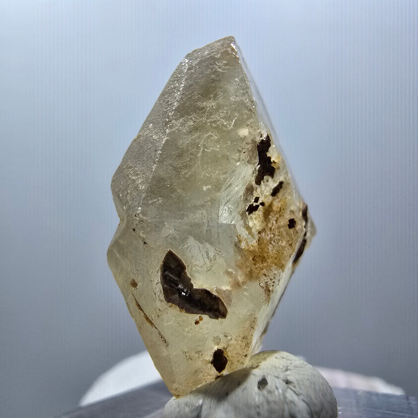 Seltene Calcit X Kristall Spitze, gelb Erongo, Namibia 26*17*11mm #13103