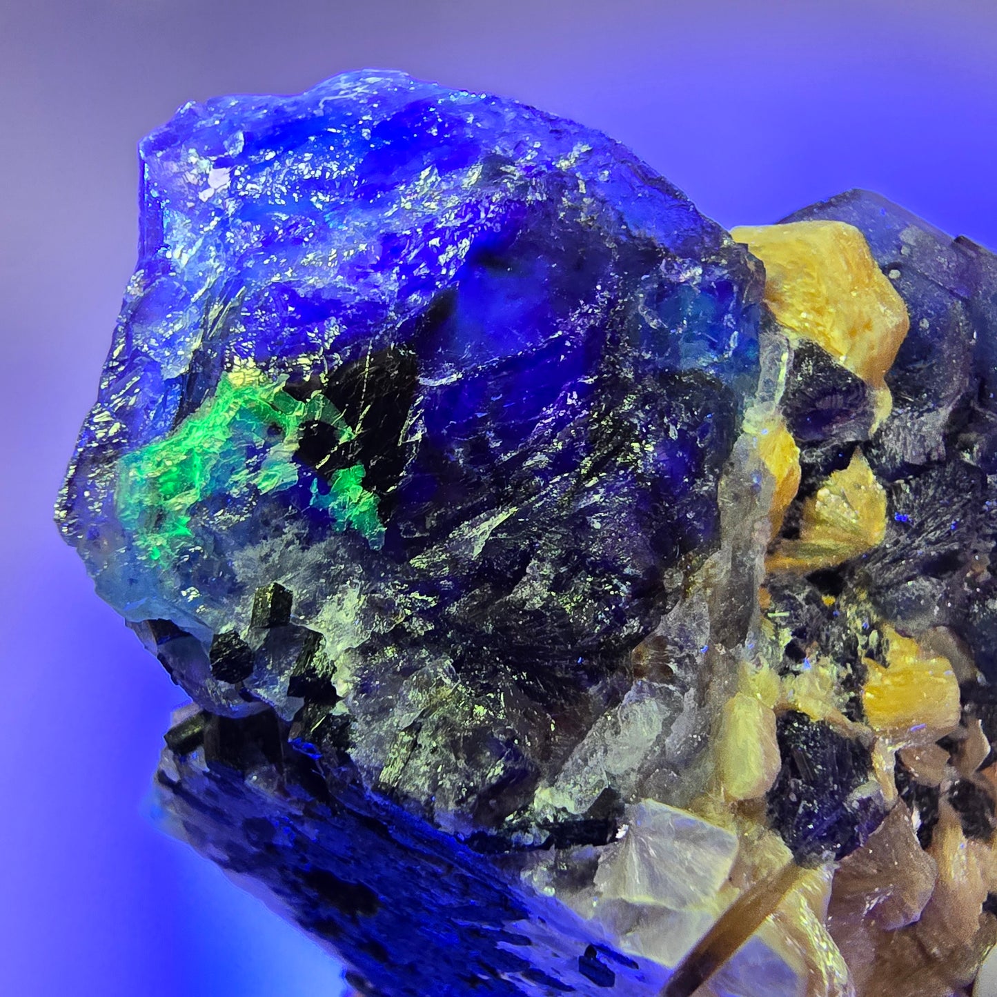 Phantom Fluorit, hexagonal, Hyalit, Schörl Turmalin, Muskovit Erongo, Namibia 103*41*46mm #13192