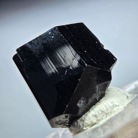 Symmetrische Schörl Turmalin Stufe Erongo, Namibia 22*20*17mm #13214