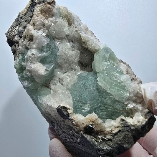 Prehnit Kugel, Calcit Würfel, Quarz auf Matrix Goboboseb, Namibia 83*58*51mm #13360