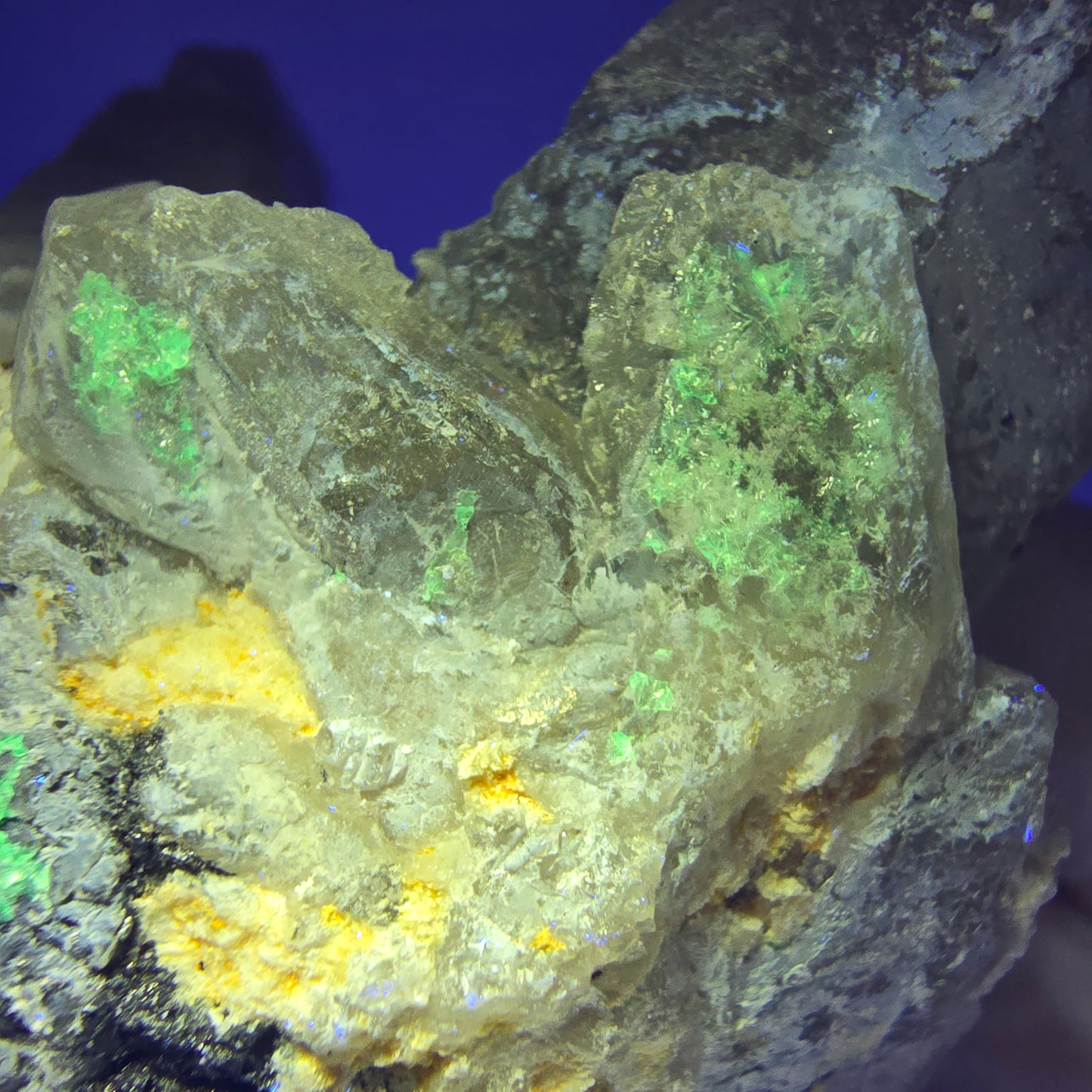 Skelett Rauchquarz, Hyalit Opal, Schörl Turmalin, Orthoklas Erongo, Namibia 91*63*43mm #13382