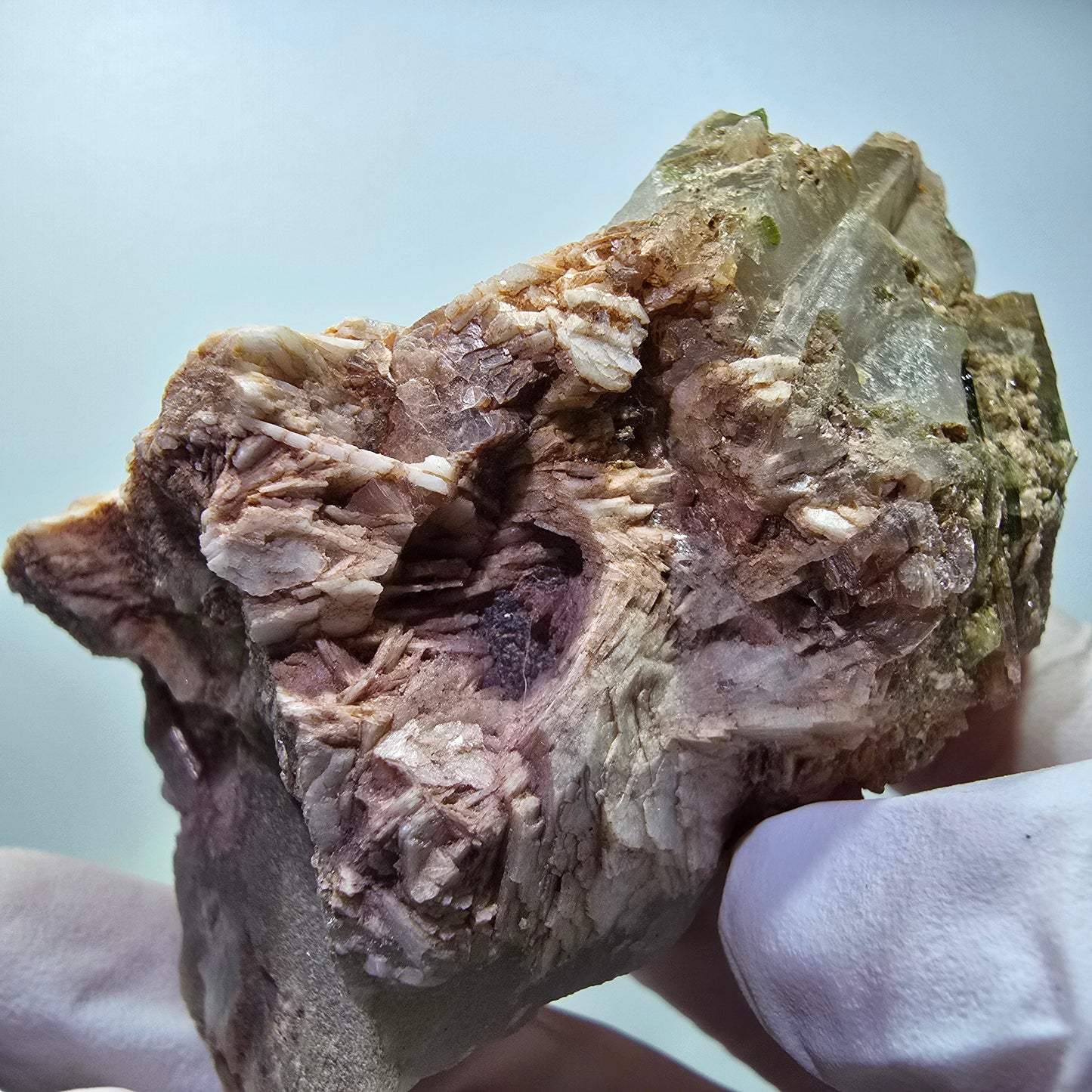 Seltene Turmalin, Verdelith, Elbait auf Quarz Stufe Karibib, Erongo, Namibia 71*51*39mm #13385