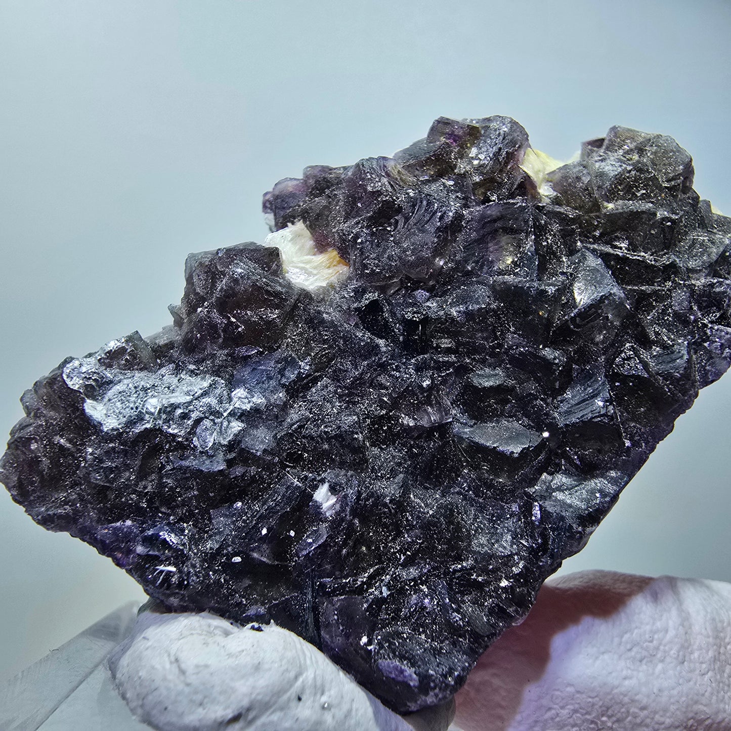 Bunte Phantom Fluorit, Schörl Turmalin, Hyalit Opal, Muskovit Erongo, Namibia 55*33*15mm #13423