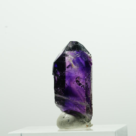 Seltene Harlekin Phantom Amethyst Spitze Goboboseb, Namibia 24*11*7mm #13600