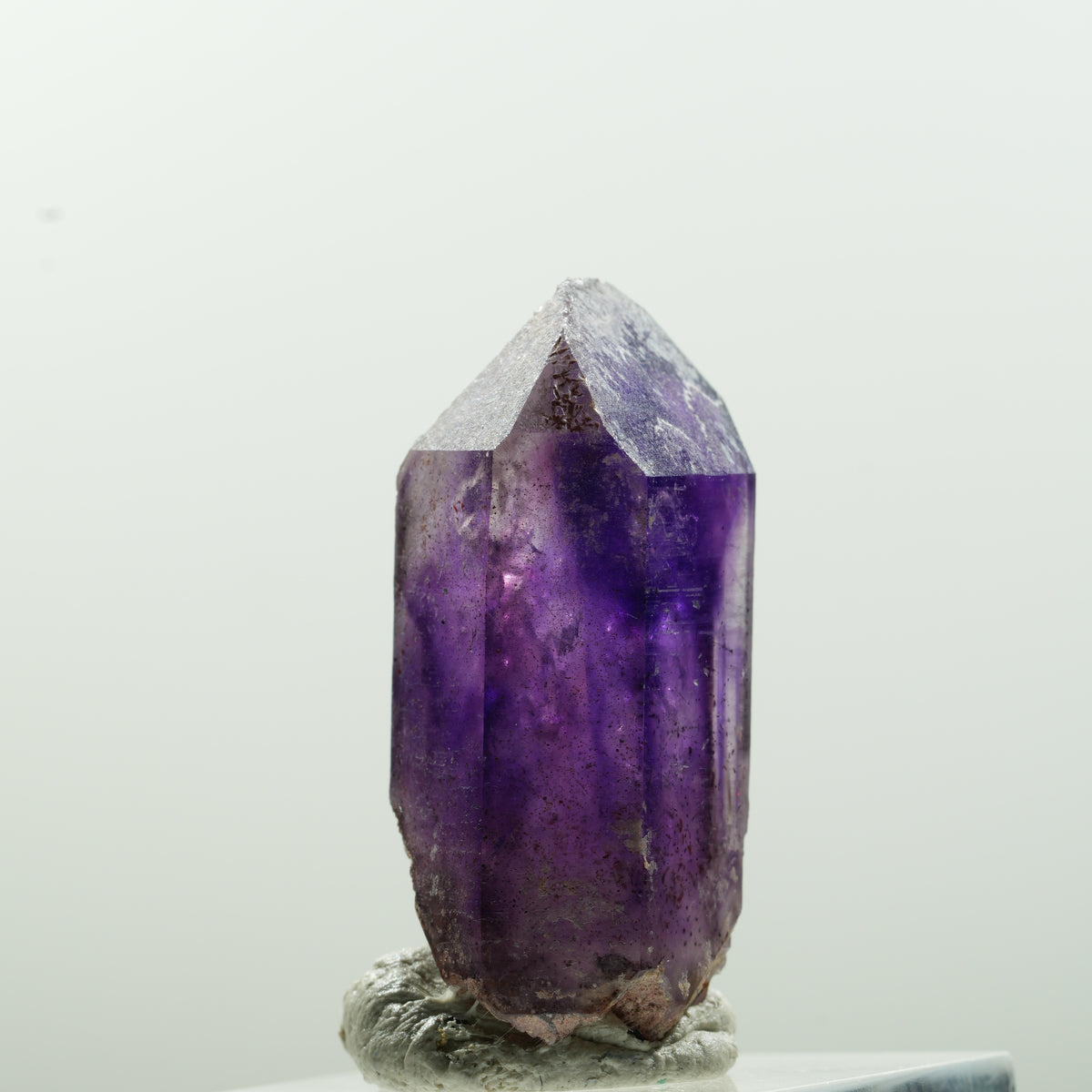 Pointe d'améthyste fantôme avec squelette enhydre, 1 bulle Brandberg, Namibie 35*17*13mm #13639