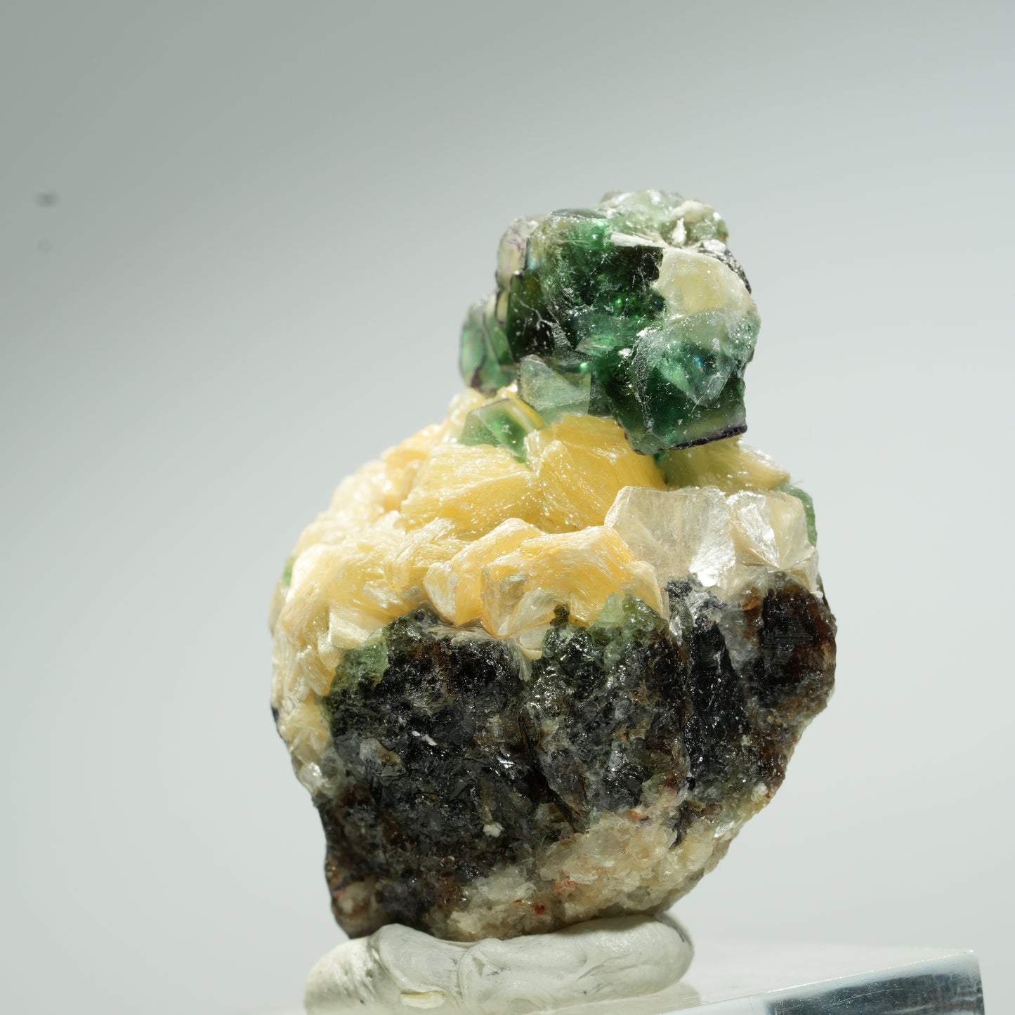 Seltene Phantom Fluorit Würfel, Muskovit Erongo, Namibia 37*27*23mm #13662