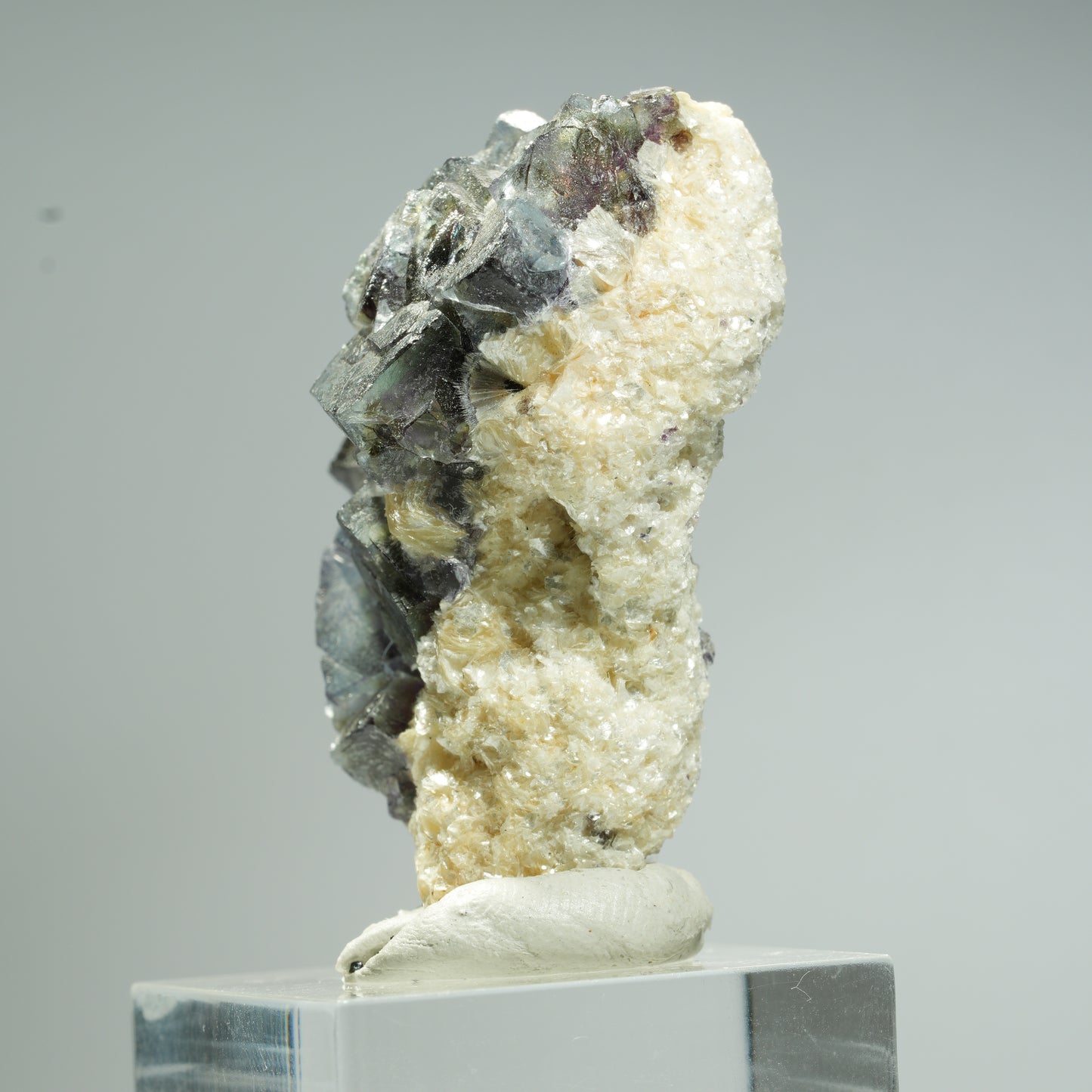 Bunte Phantom Fluorit Würfel, Muskovit Stufe Erongo, Namibia 45*28*25mm #13677